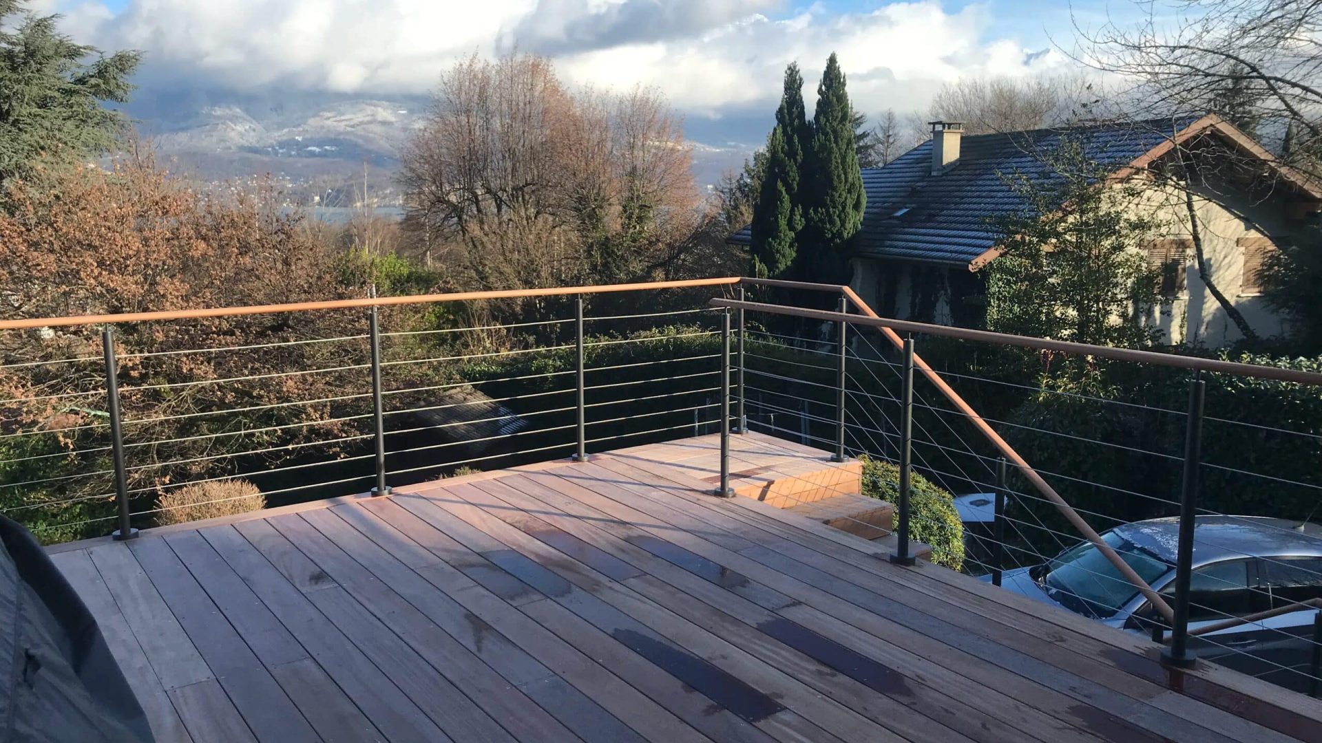 Photo d'une création de terrasse faite par Gaël Pecoul de P'COOL BOIS